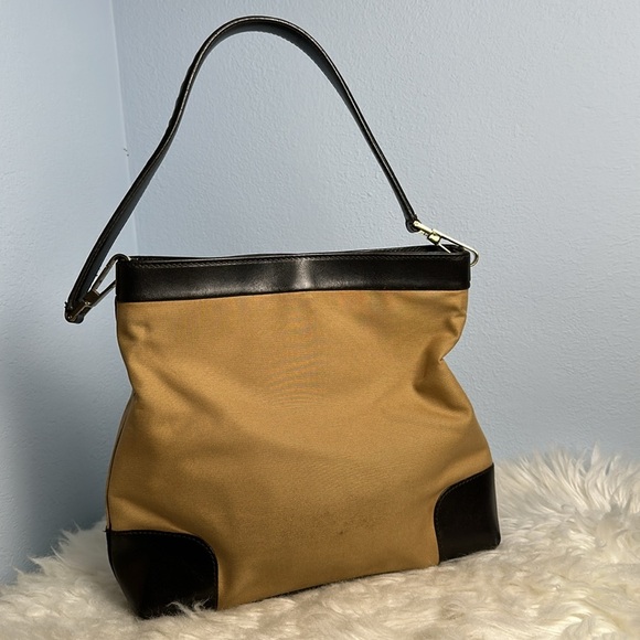 💯 Authentic Gucci shoulder bag with Cherryline 🍀 - Picture 9 of 16